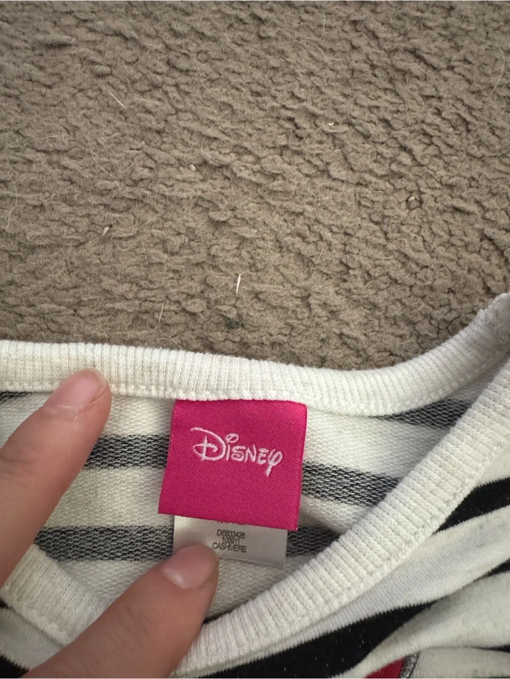 Disney Black & White Striped Minnie Tee with Red Bow size 3T